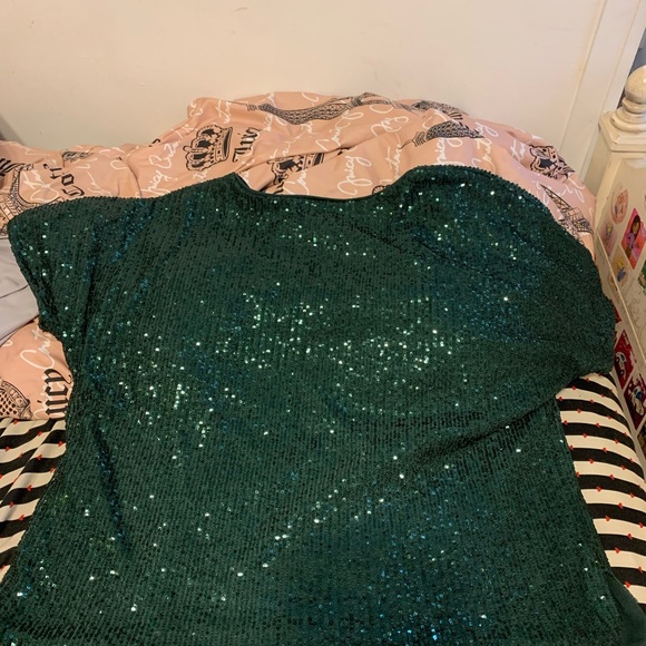 H&M Top - Picture 2 of 4